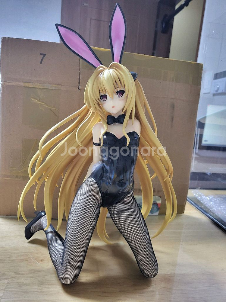 투러브 야미 바니걸 피규어 팝니다.--2