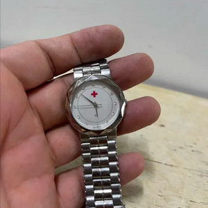 대한적십자 메탈 시계