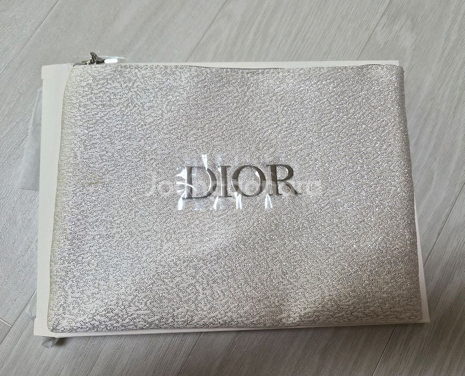 디올파우치(새상품)ㅡ12--0