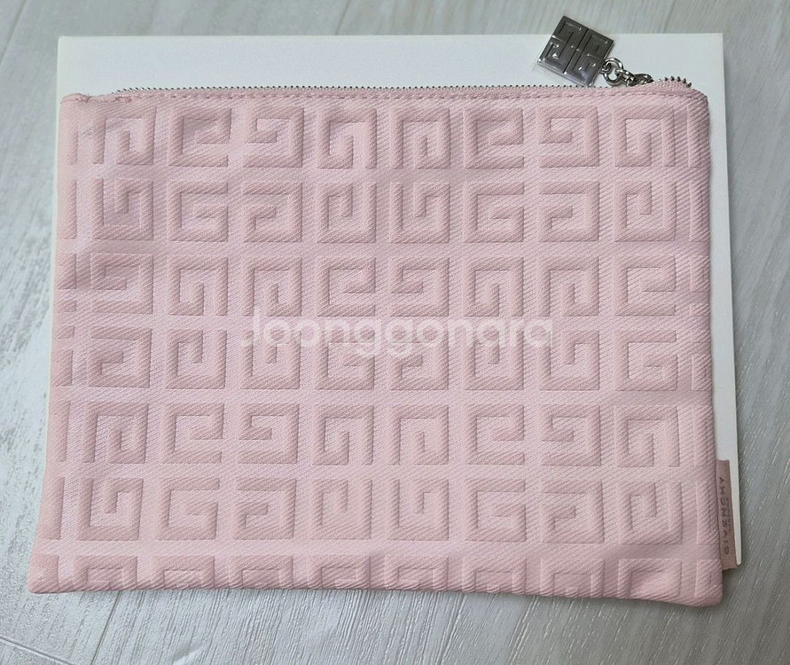 지방시 파우치 (새상품)ㅡ3--0