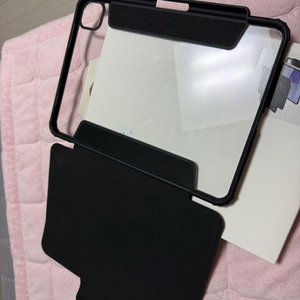 슈피겐 아이패드 M4 11 에어스킨 프로