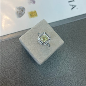 GIA 2ct 천연 옐로우 다이아반지 (팬시등급)