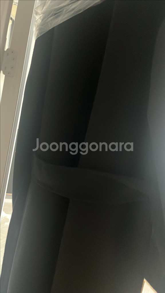 아웃핏 피크드 코트 울 100% 핸드메이드 새상품 운포--3