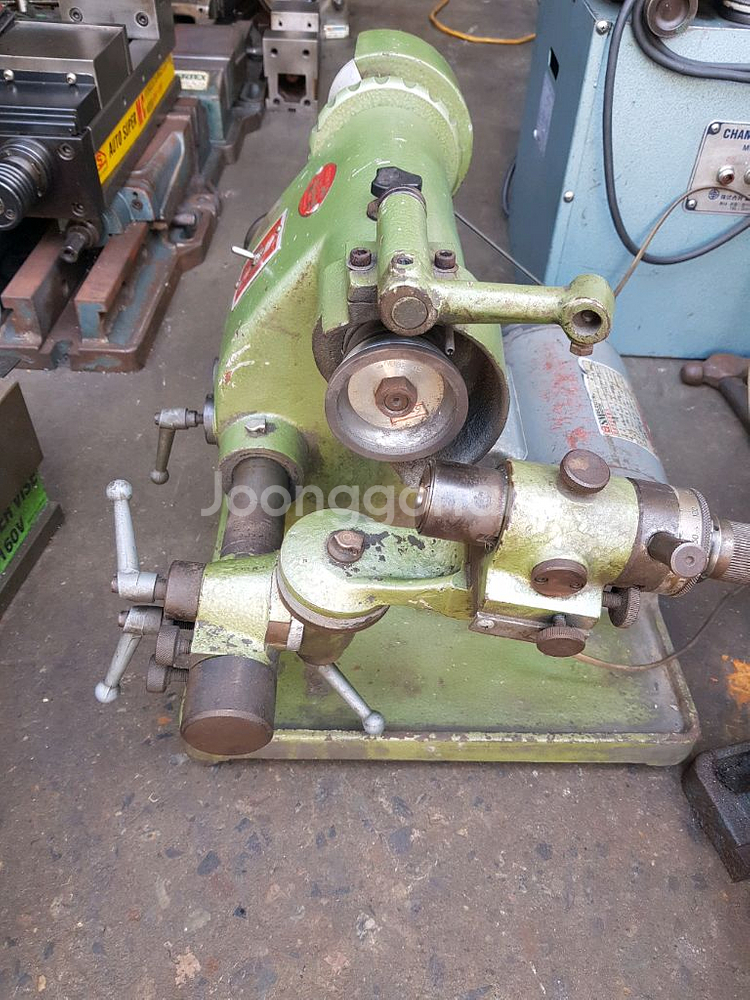 영신탁상공구연마기--1