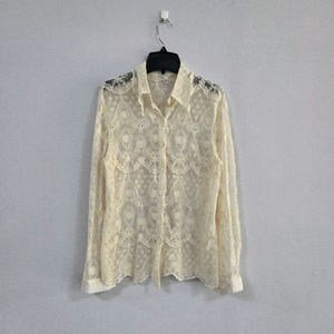 레이스 블라우스