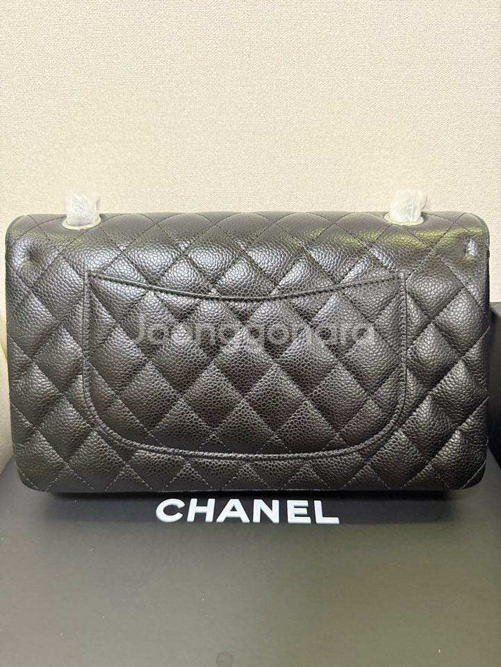 샤넬 클래식 미듐--3