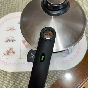 휘슬러 비타빗 프리미엄 압력솥 18cm 2.5L