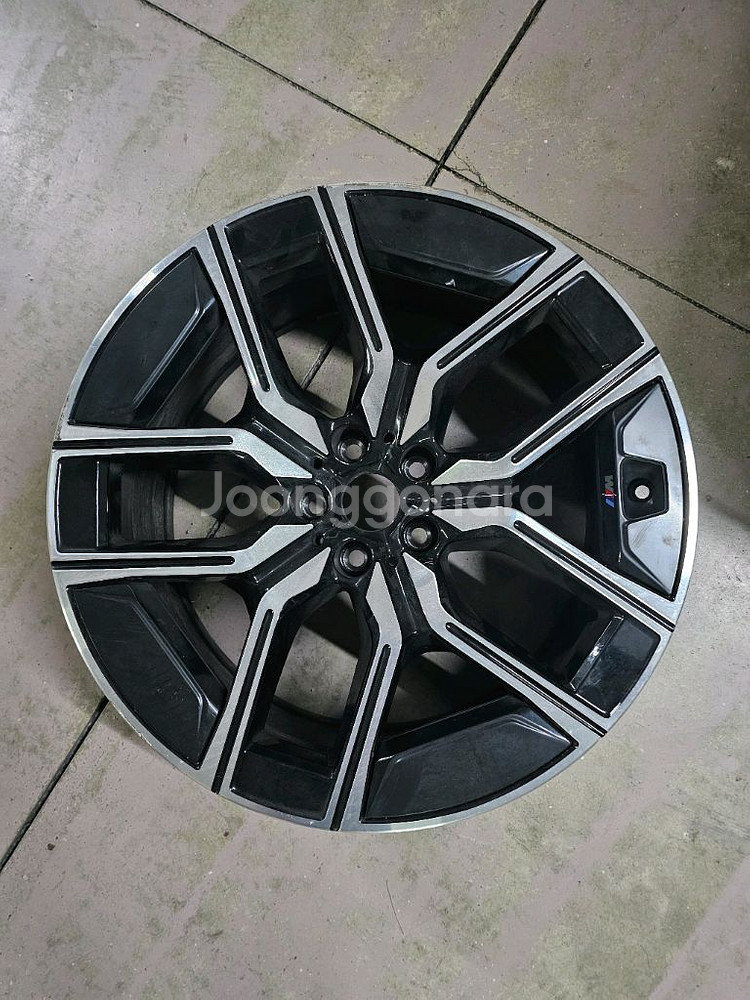 BMW 5시리즈 20인치 휠--4