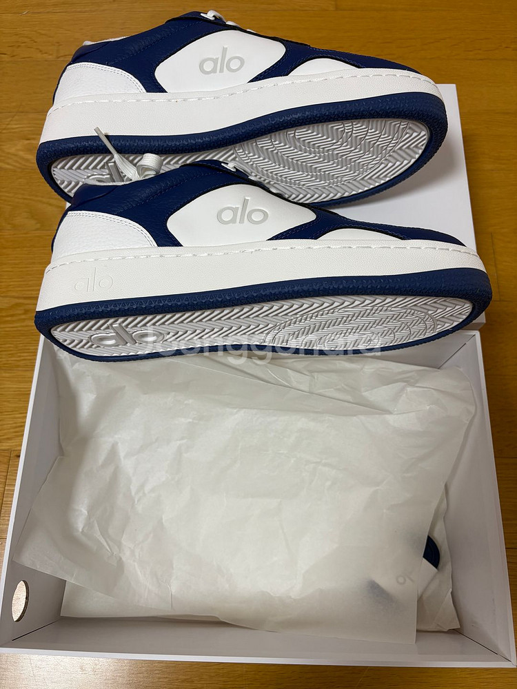 ALO Recovery Mode Sneaker--1