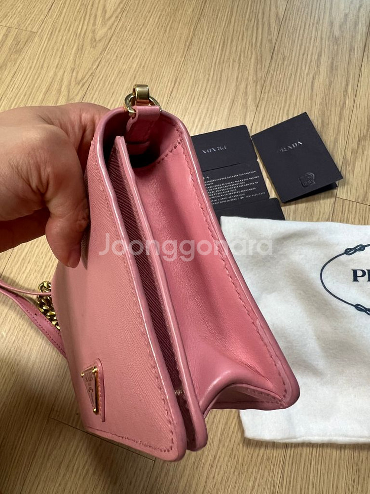 프라다 사피아노 가죽숄더백--4