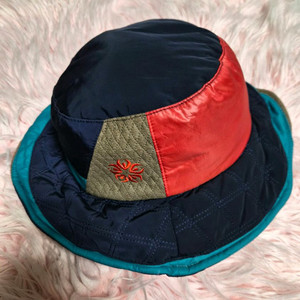 와일드로즈 귀달이 등산 모자