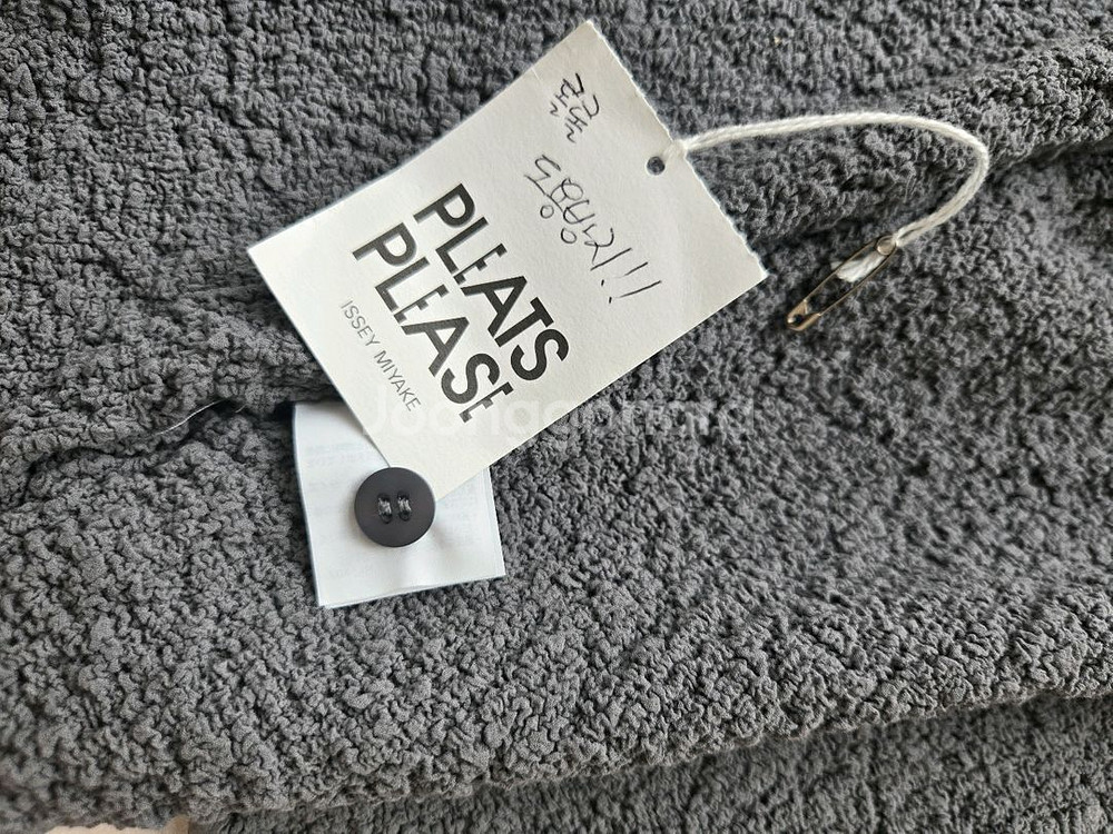 이세이미야케 컬리플라워 셔츠탑--2