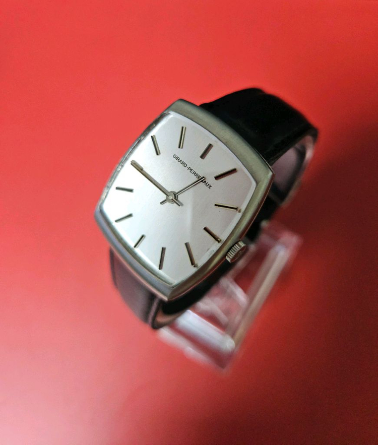 명품 지라드 페르고 남성용 수동태엽식 가죽시계/SWIS 이미지