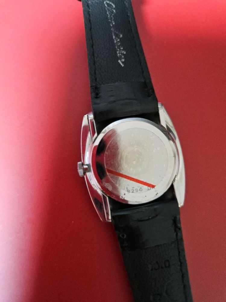 명품 지라드 페르고 남성용 수동태엽식 가죽시계/SWIS 이미지