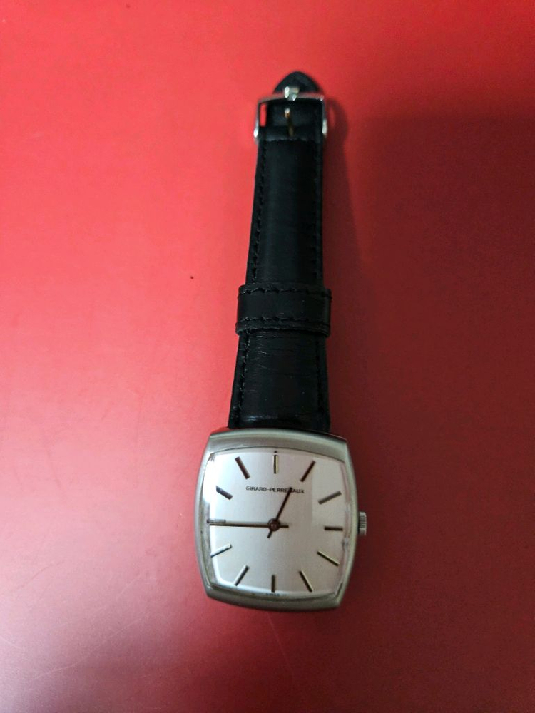 명품 지라드 페르고 남성용 수동태엽식 가죽시계/SWIS 이미지
