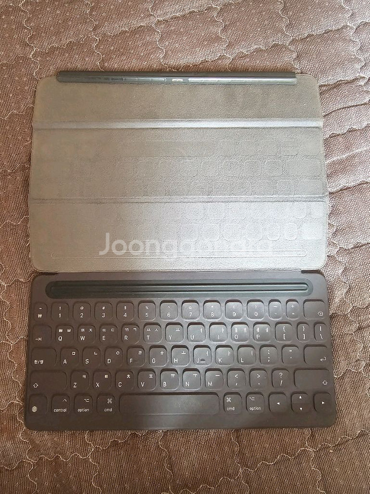 아이패드 스마트키보드 a1829--4