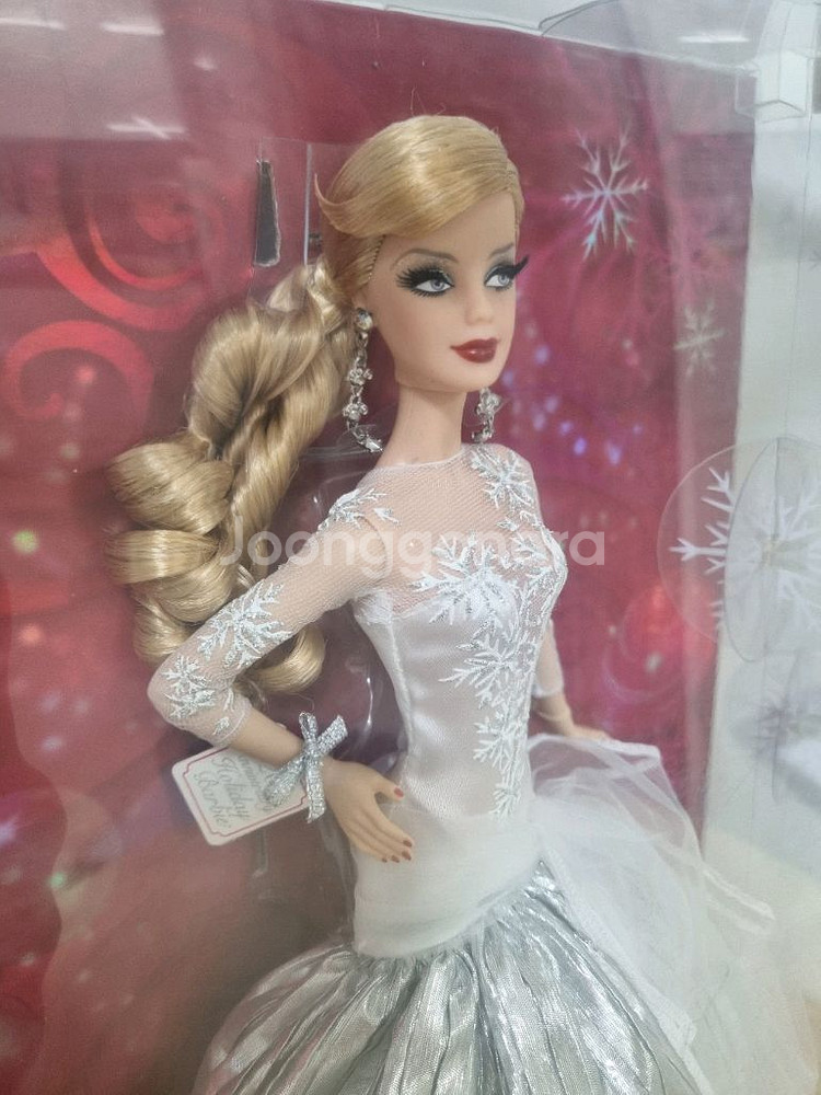 2008 홀리데이 바비 인형--4