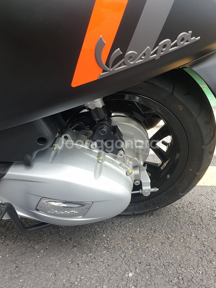 베스파 스프린트 125 ABS 블랙 2024년식--6