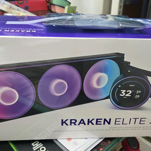 CPU수냉식 쿨러 크라켄 360 미사용 23만 팜