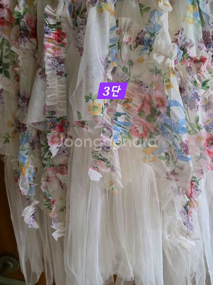 고퀄 3단꽃무늬 망사 샤스커트(날씬 88까지도 가눙)--9