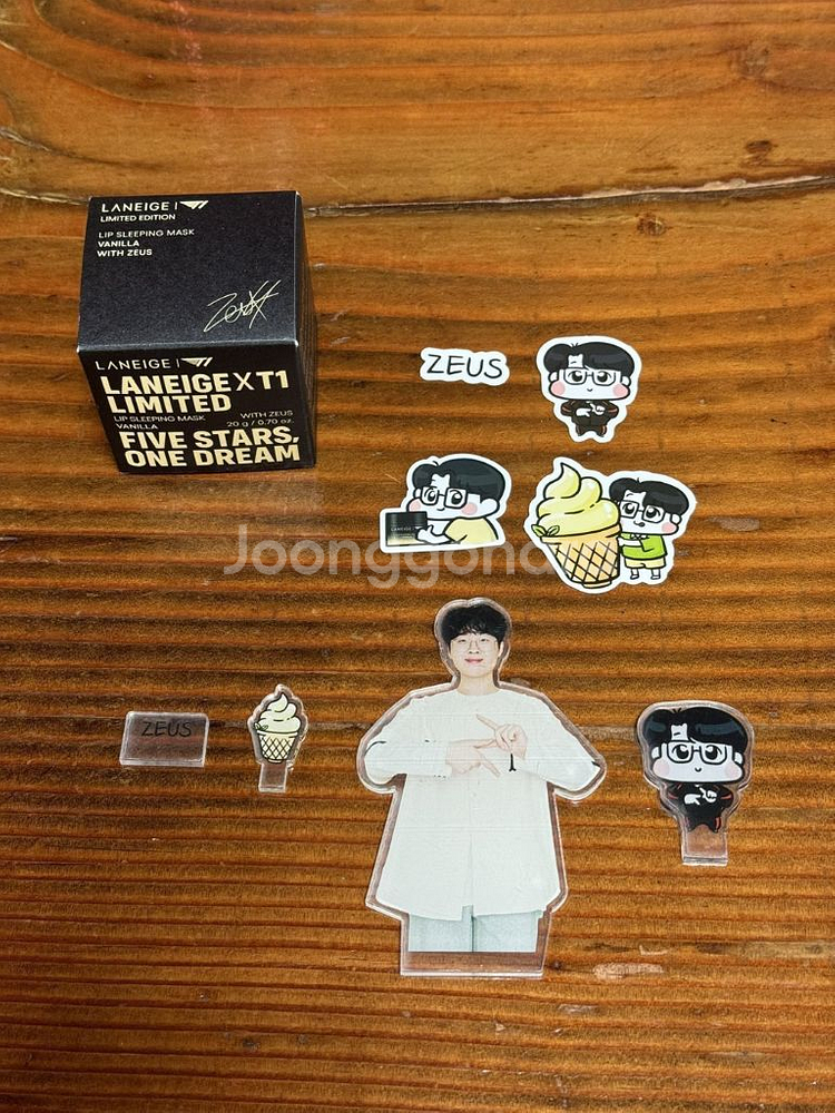 라네즈 립 슬리핑 마스크 롤 제우스 선수 아크릴--0
