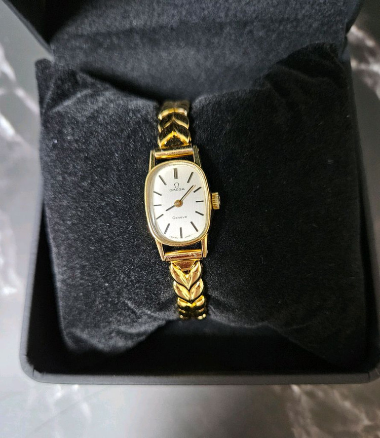 오메가 드빌 올금장 여성 수동태엽식 메탈 시계/SWIS 이미지