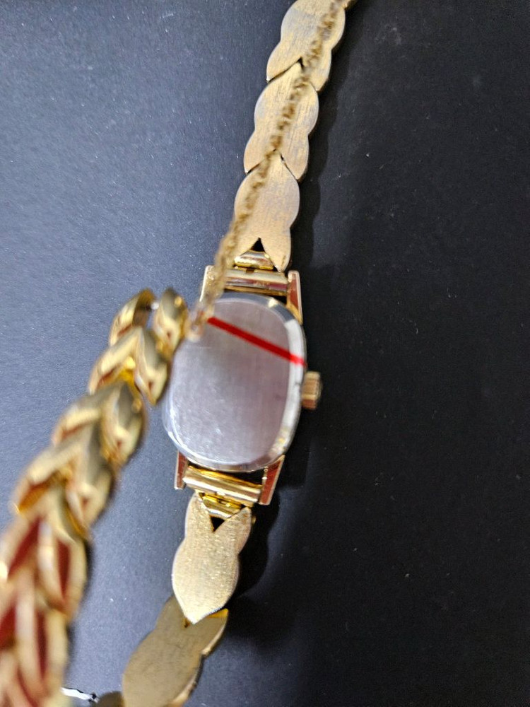 오메가 드빌 올금장 여성 수동태엽식 메탈 시계/SWIS 이미지