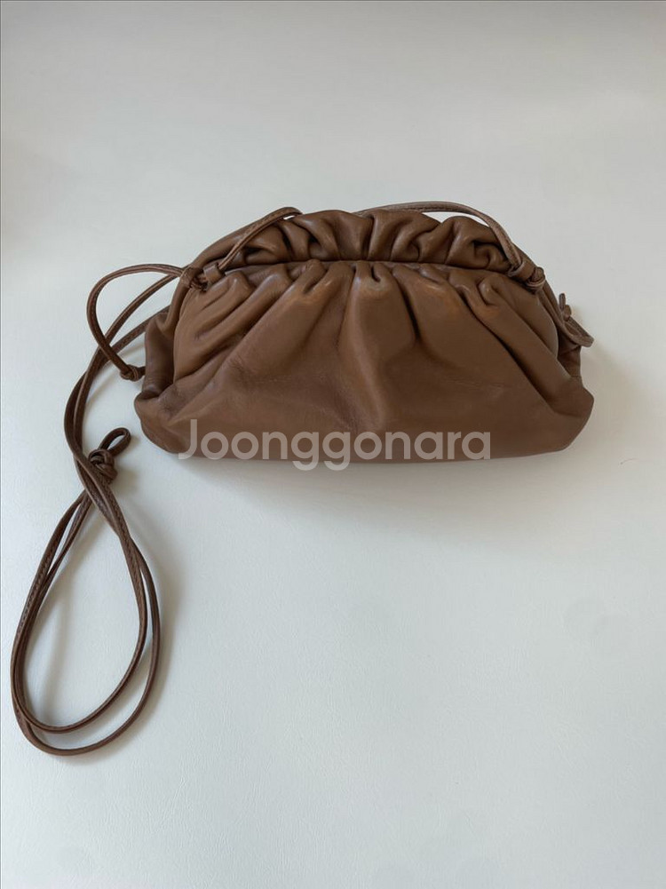 보테가베네타 만두백--0