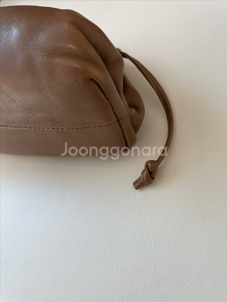 보테가베네타 만두백--2