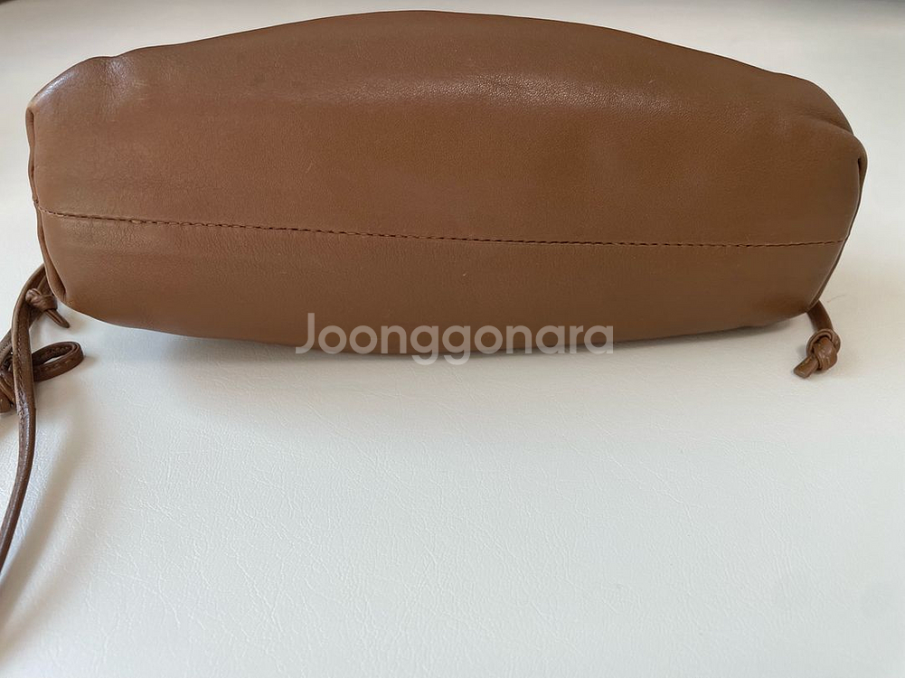 보테가베네타 만두백--4