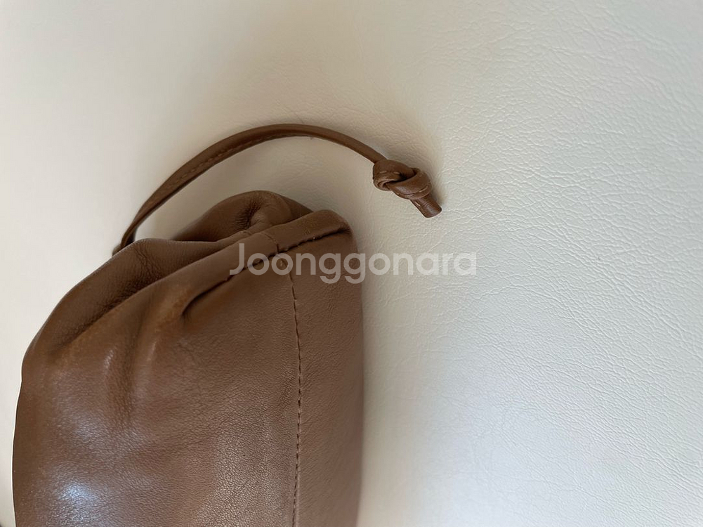 보테가베네타 만두백--6