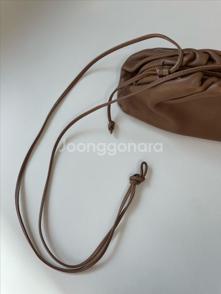 보테가베네타 만두백--9