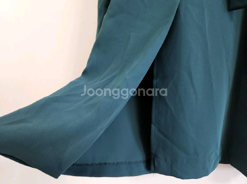 볼륨소매 스퀘어넥 롱원피스--3