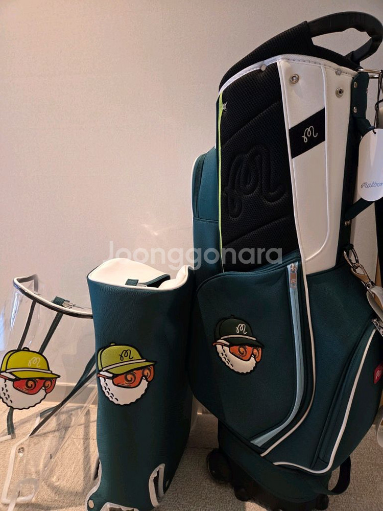 국내당일무료발송 말본골프백 캐디백 트롤리 바퀴형 신상--1