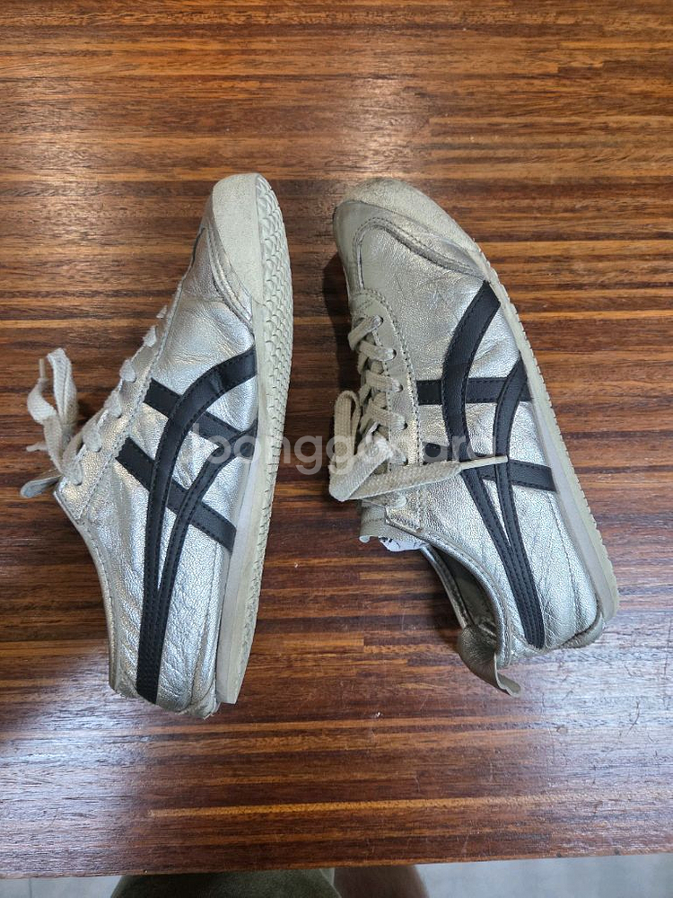 오니츠카 타이거 실버 240--0