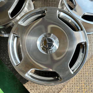 20인치 벤츠 W223 S680 마이바흐 떡판 st