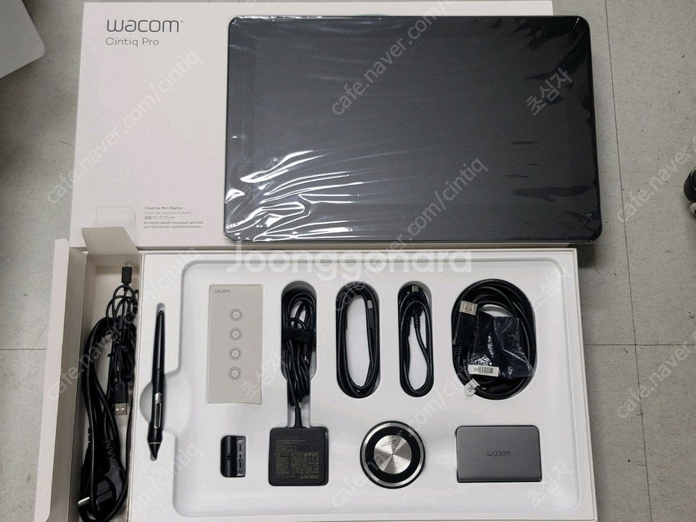 Wacom 와콤 신티크프로16 DTH-1620 액정불량--1
