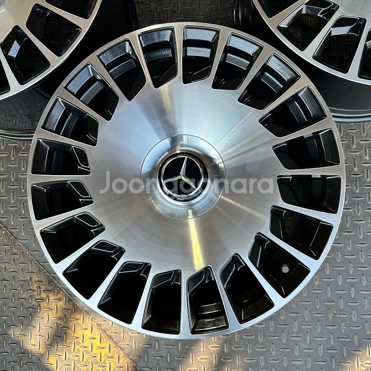 20인치 벤츠 W222 S560 마이바흐 톱니 st--1