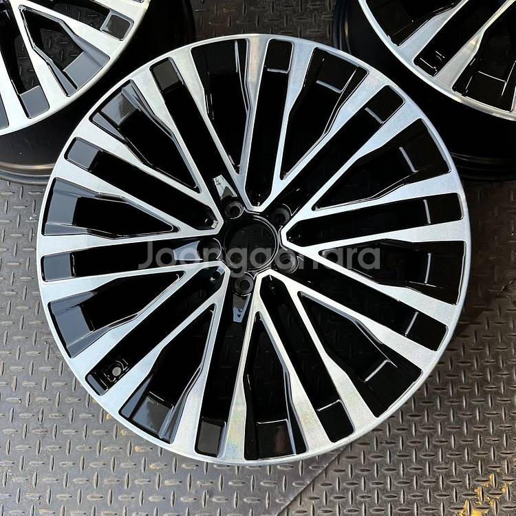 20인치 W223 벤츠 S580 블랙폴리쉬 순정휠--2