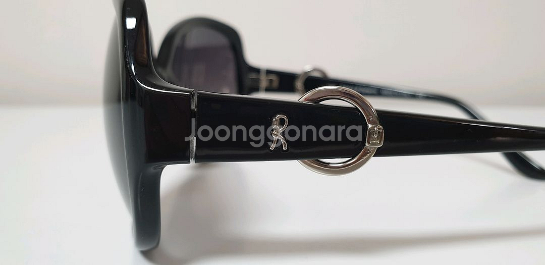 로베르타 디 까메리노 선글라스--5