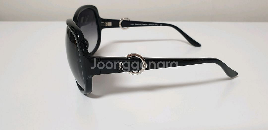 로베르타 디 까메리노 선글라스--6