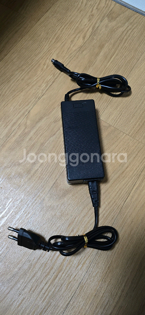샤오미 킥보드 전원 아답터 42V 2.0A--0