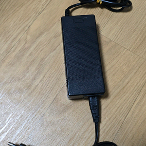 샤오미 킥보드 전원 아답터 42V 2.0A