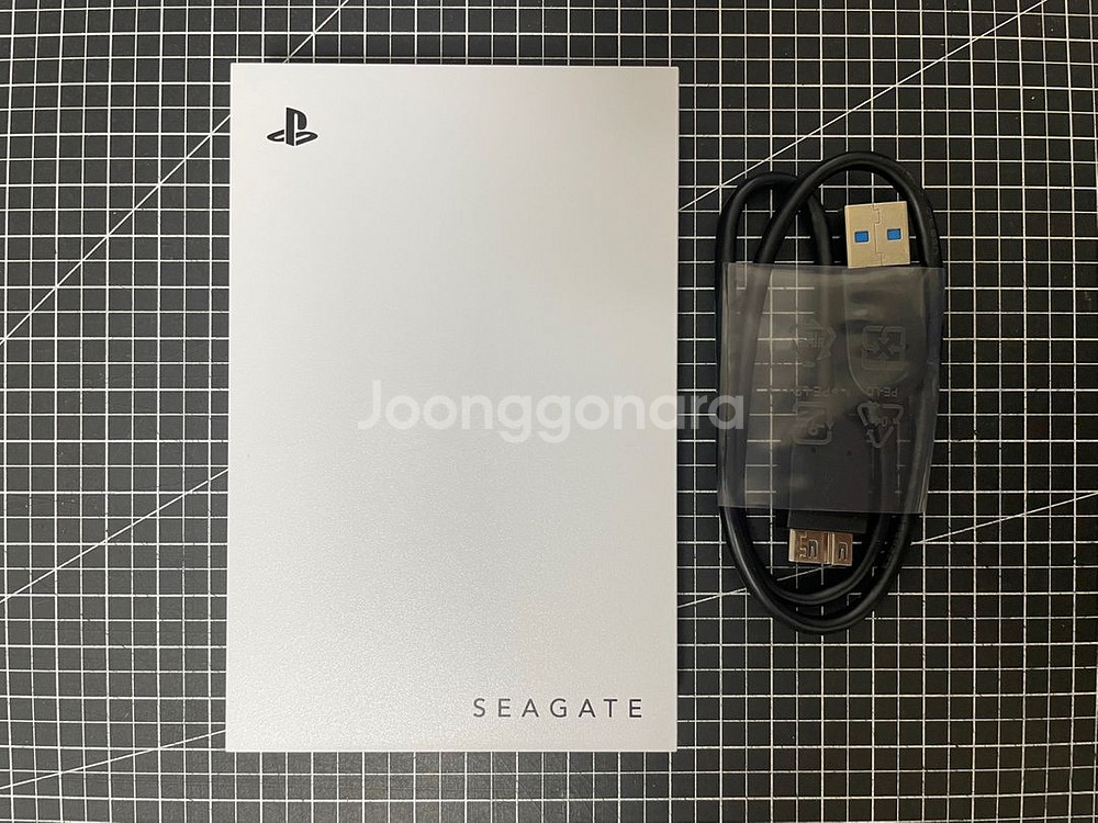 씨게이트 외장하드 2TB / PC + PS 겸용--0