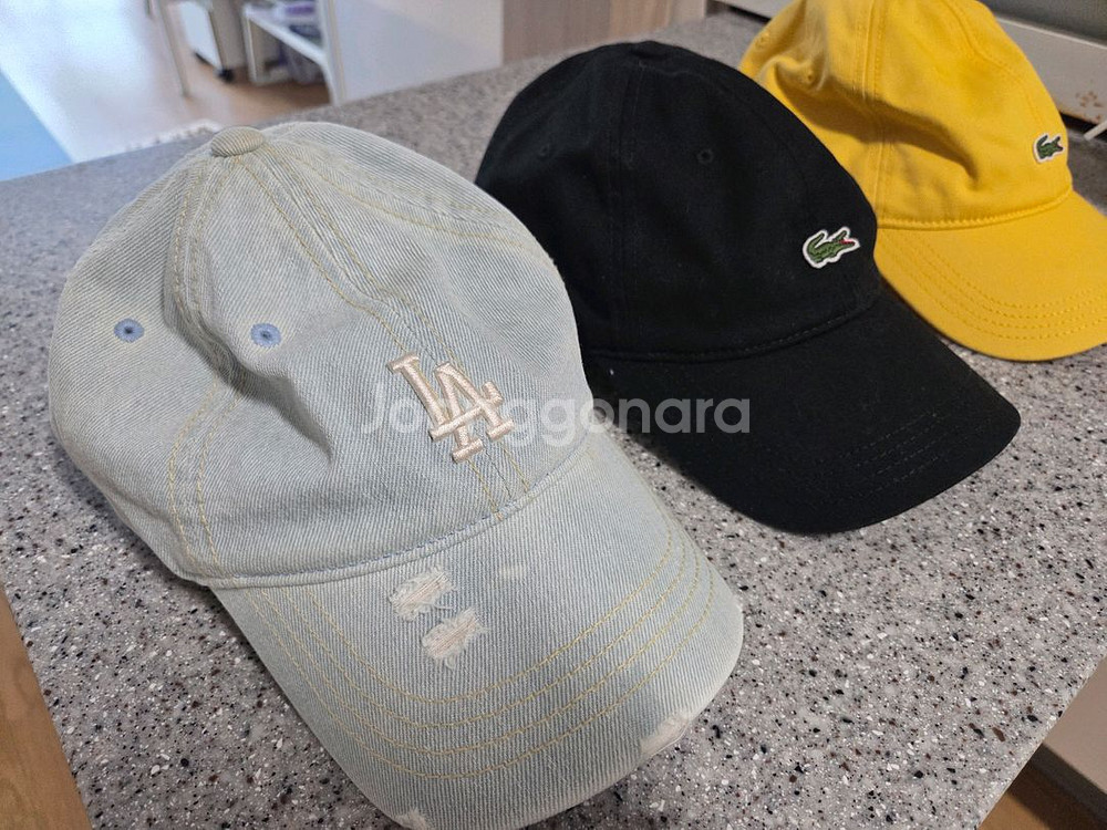 모자 3개 (MLB, 라코스테)--3