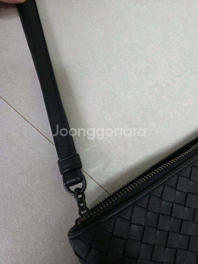 보테가 베네타 인트레치아토 스트랩 클러치 / 정품 /--6