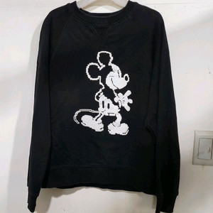 미우미우 19시즌 한정판 미키마우스 맨투맨