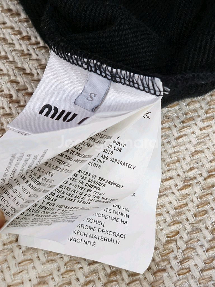 미우미우 19시즌 한정판 미키마우스 맨투맨--8