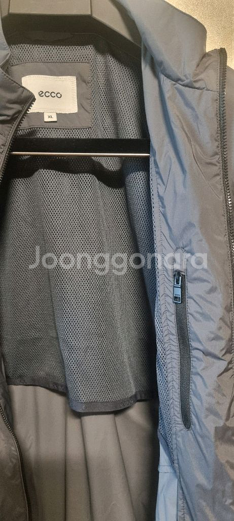 [새상품] 에코(ECCO) 남성 바람막이 점퍼--3