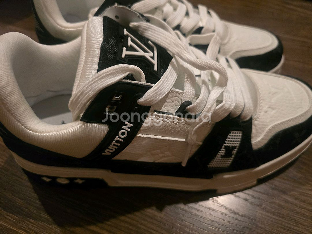루이비통 신발 260--1